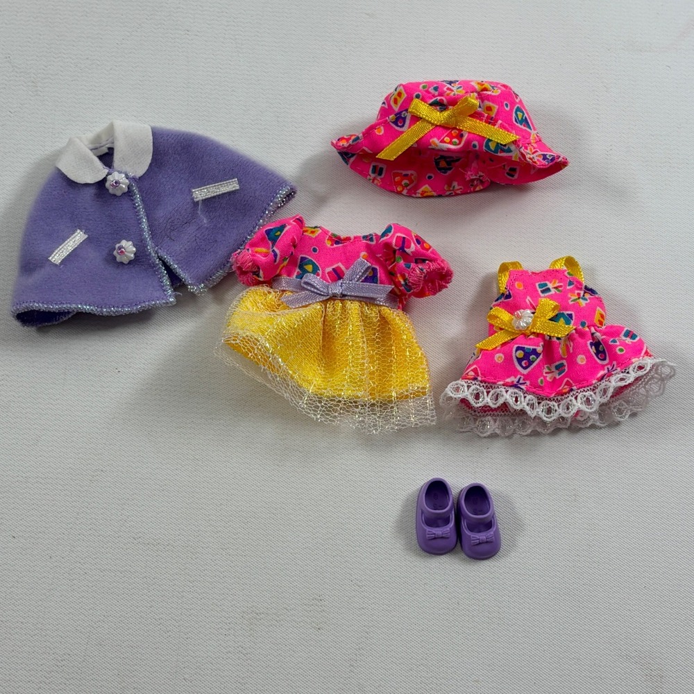 Mattel Kelly Fashion Avenue Party Outfits Pink Yellow Purple Dress Shoes Hat